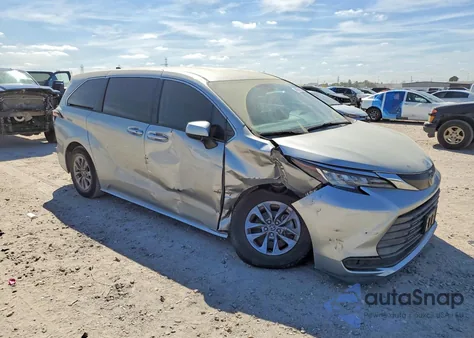 2022 Toyota Sienna Le 8-Passenger из США, поврежденный, VIN 5TDKRKEC1NS122741
